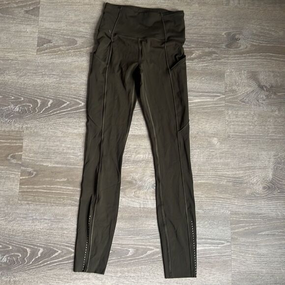 Lululemon 7/8 Tight II *Nulux 25" Dark Olive - Picture 3 of 12